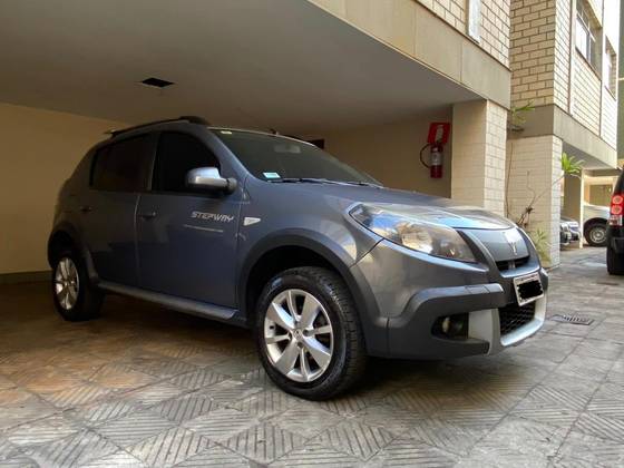 RENAULT SANDERO 1.6 STEPWAY 8V FLEX 4P MANUAL